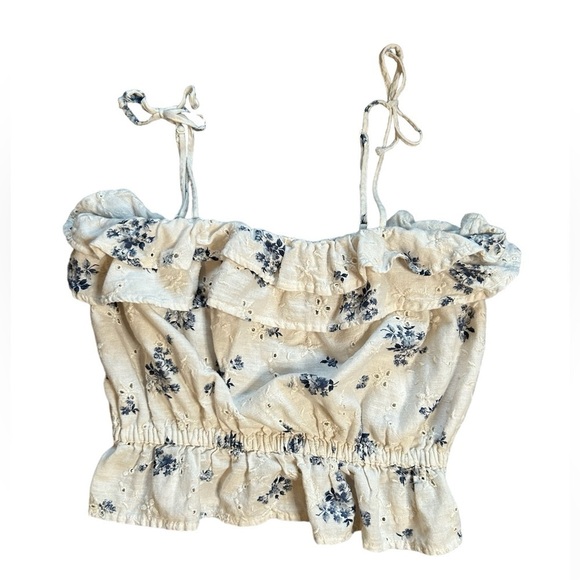 American Eagle Outfitters Tops - 5/$25 American Eagle blue floral eyelet cropped halter top size small